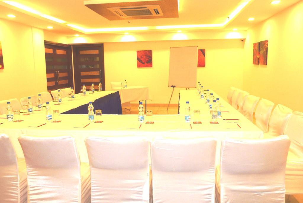 Fabhotel Goodwill Gk 1 New Delhi Exterior photo
